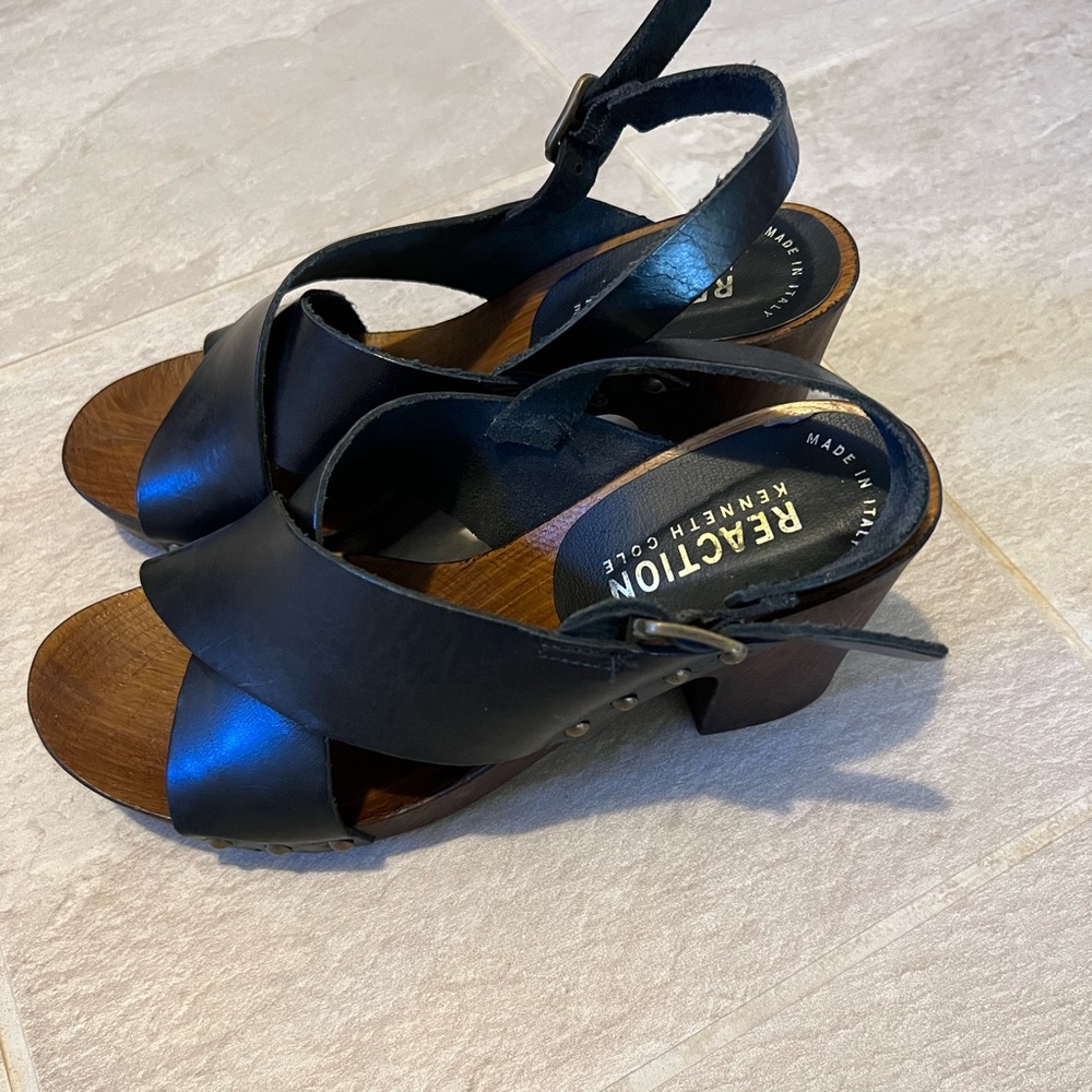 Kenneth Cole Reaction Leather Sandals 7.5M
